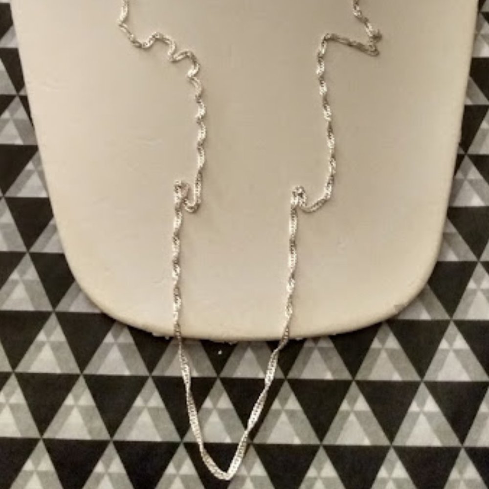 SOLUTIONS Modern Silver Twisted Sparkly Diamond Cut 24" Chain Necklace**NEW! - Picture 1 of 3